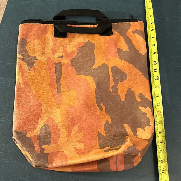 Ampersand as apostrophe leather backpack - Picture 1 of 4
